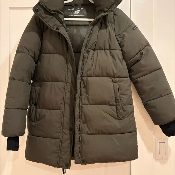 BCBGMAXAZRIA Women's Hooded Puffer Coat - Picture 2 of 3